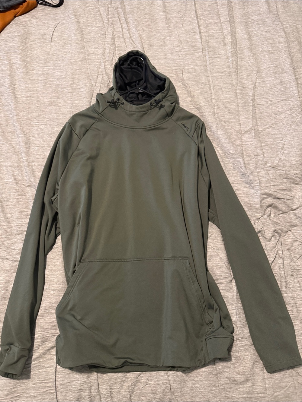 UNRL CROSSOVER HOODIE II